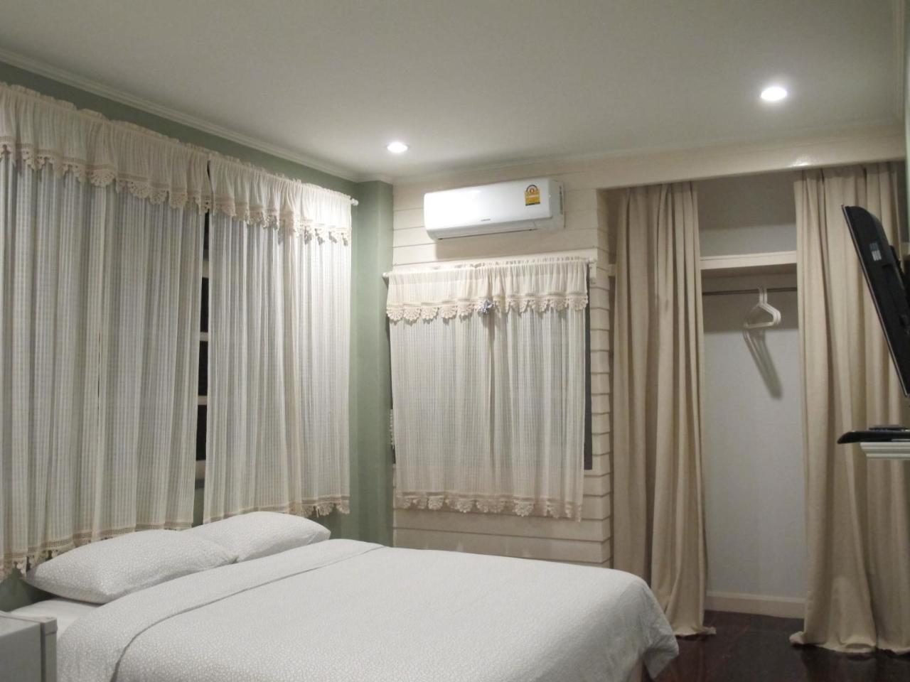 Ban Ing Yom Bed&Breakfast Сукотаи Экстерьер фото